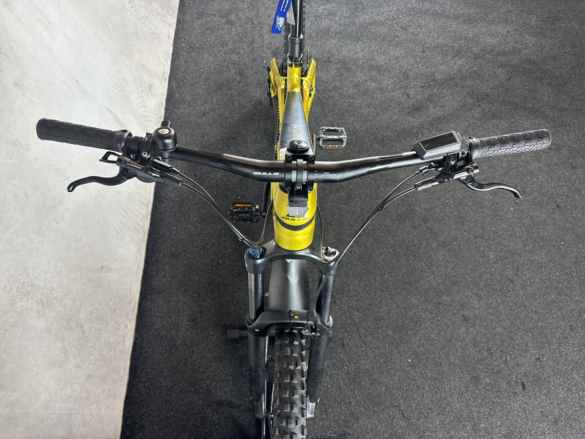 Bifoco — cockpit_von_vorne