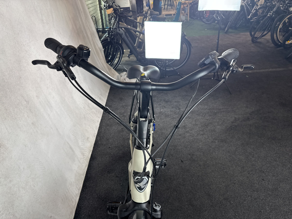 Bifoco — cockpit_von_vorne