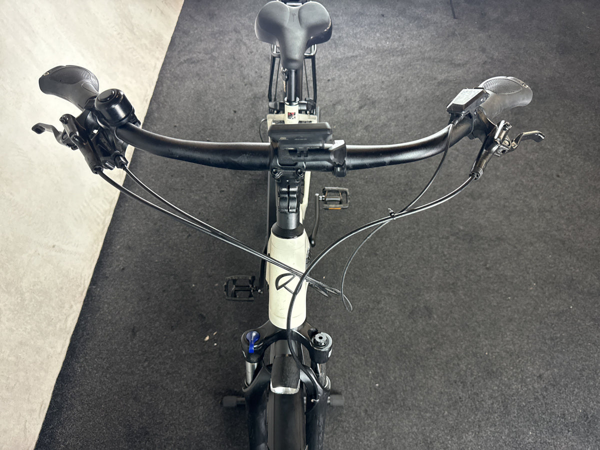 Bifoco — cockpit_von_vorne