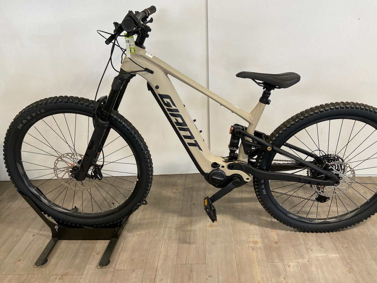 Giant Stance E+ 1