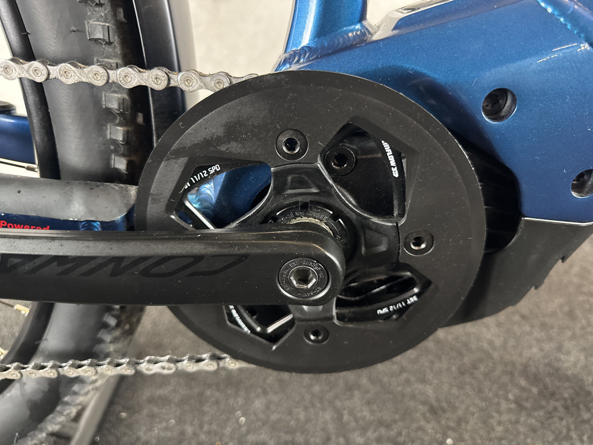 Bifoco — motor_rechts
