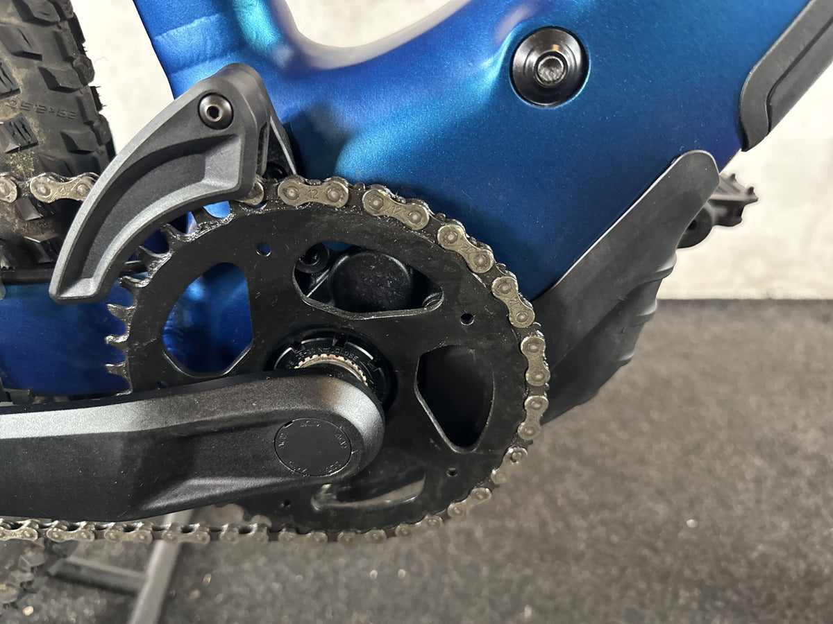 Bifoco — motor_rechts