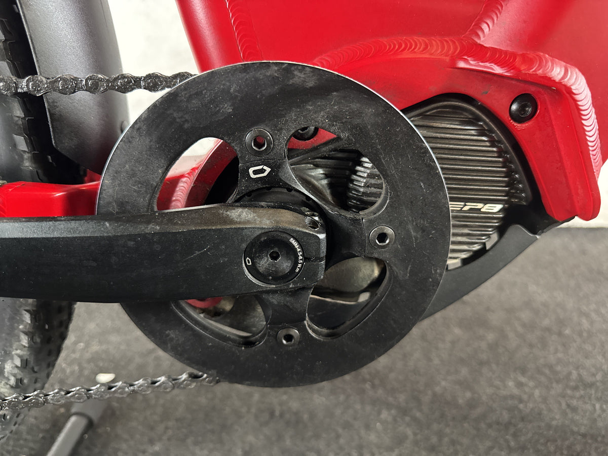 Bifoco — motor_rechts
