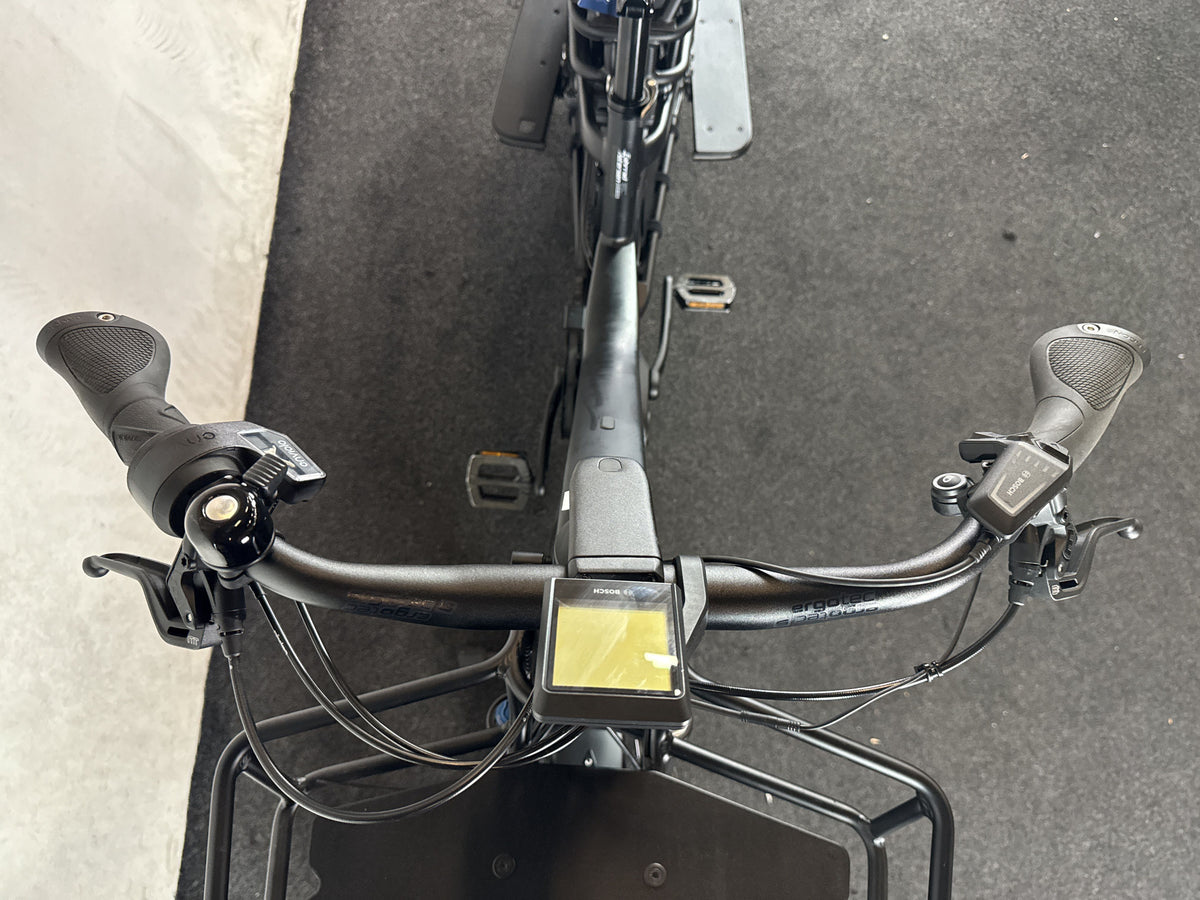 Bifoco — cockpit_von_vorne