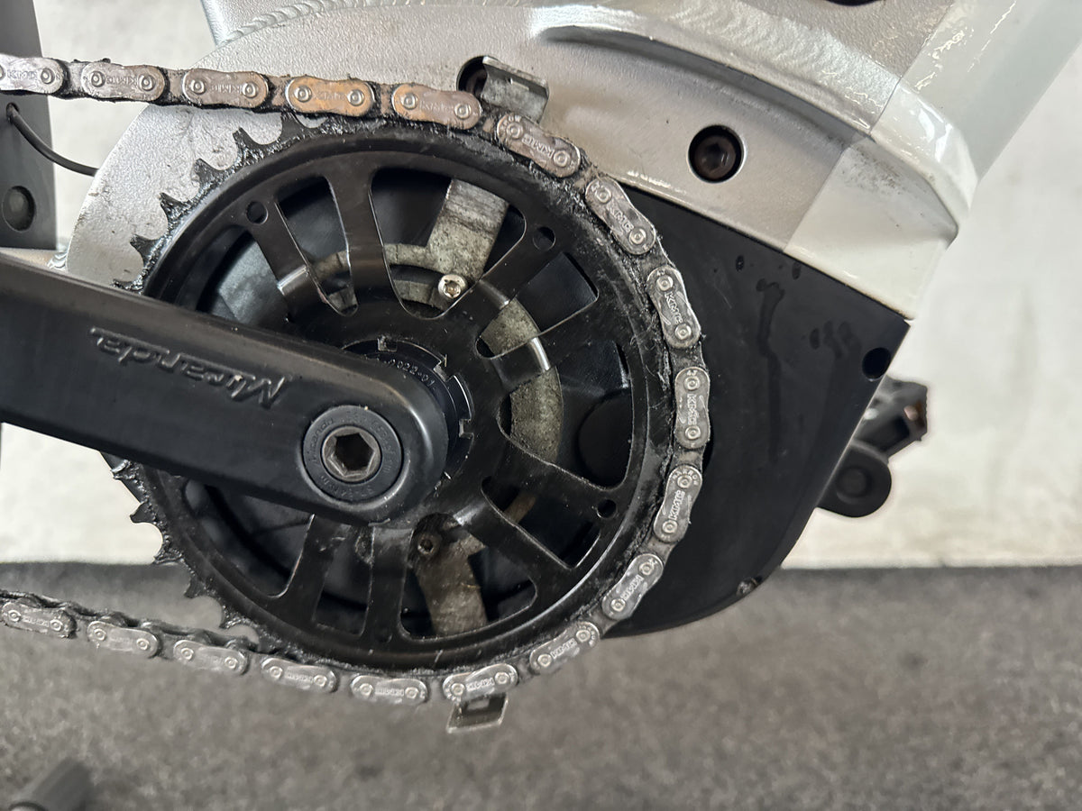 Bifoco — motor_rechts
