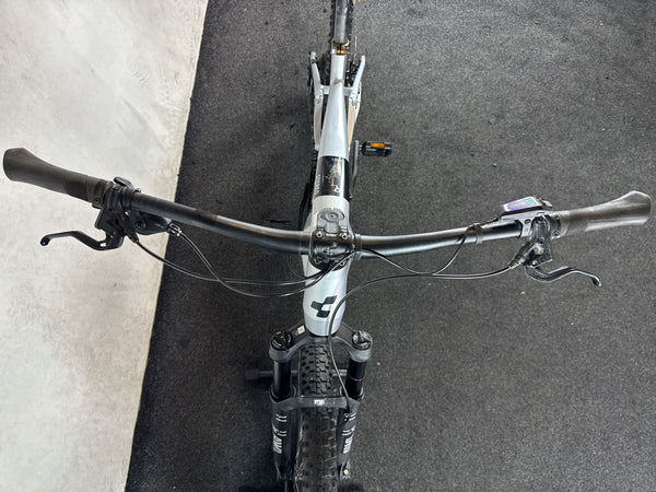 Cube Stereo Hybrid 120 Race