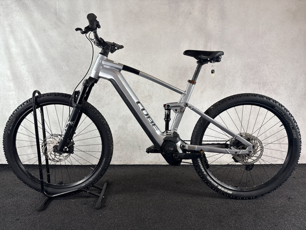 Cube Stereo Hybrid 120 Race