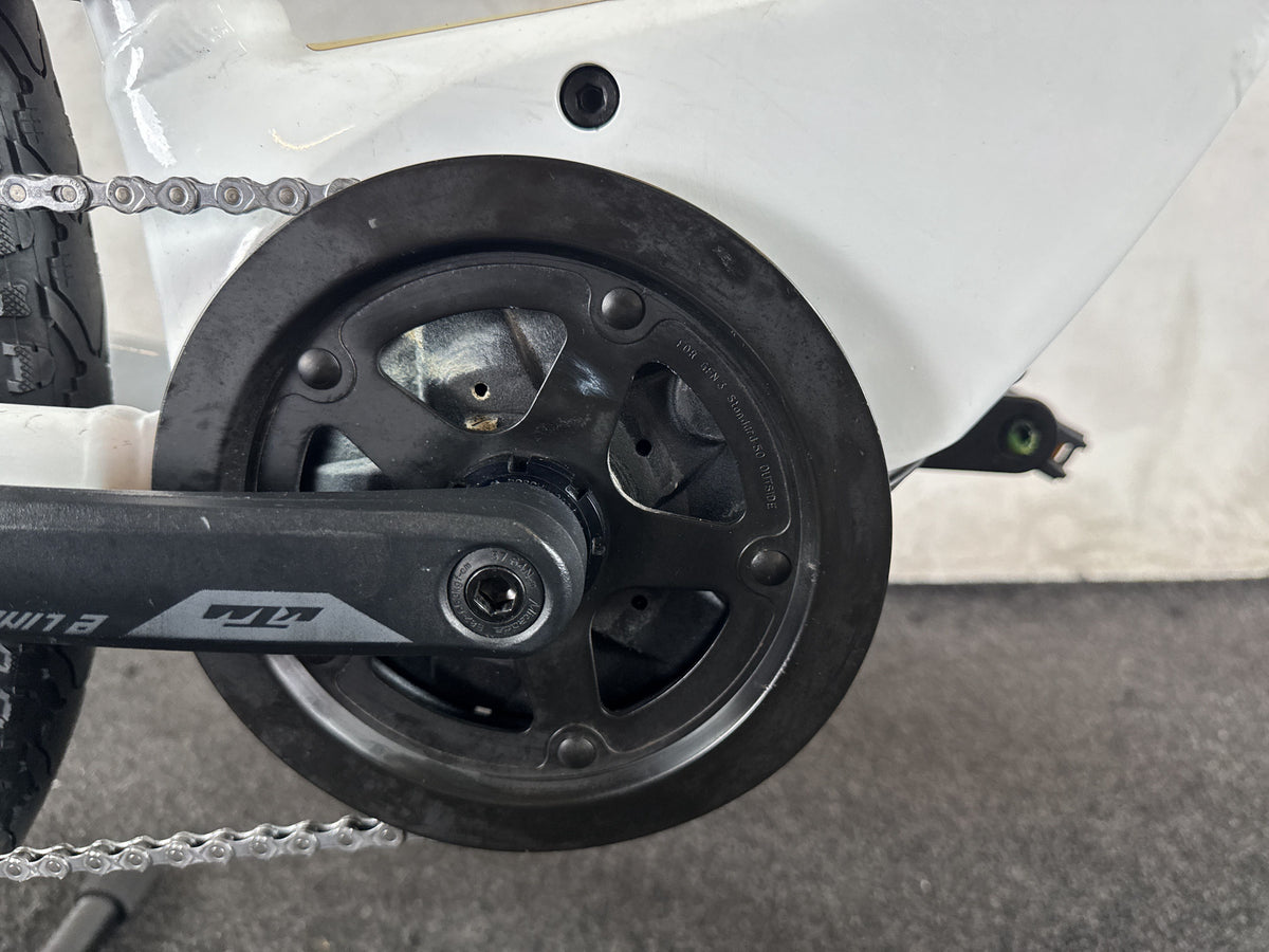 Bifoco — motor_rechts