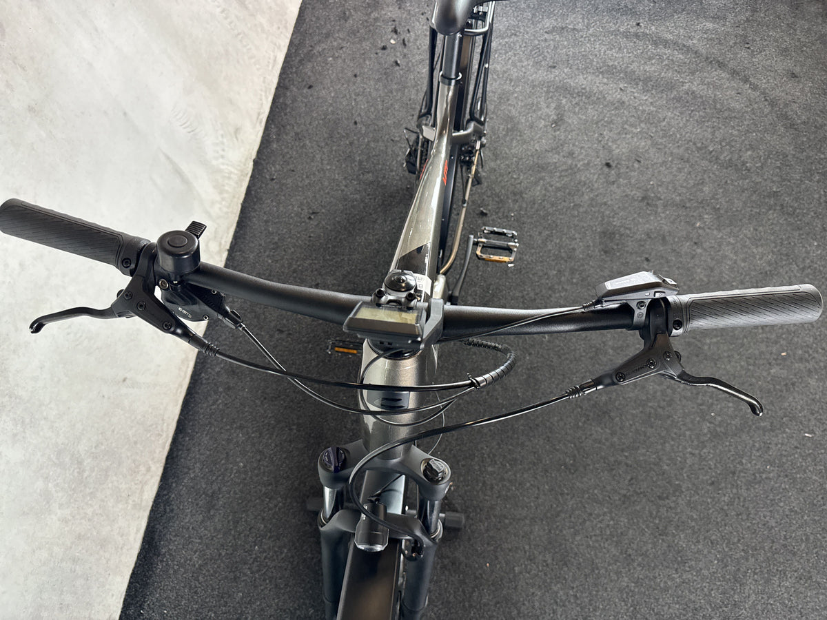 Bifoco — cockpit_von_vorne