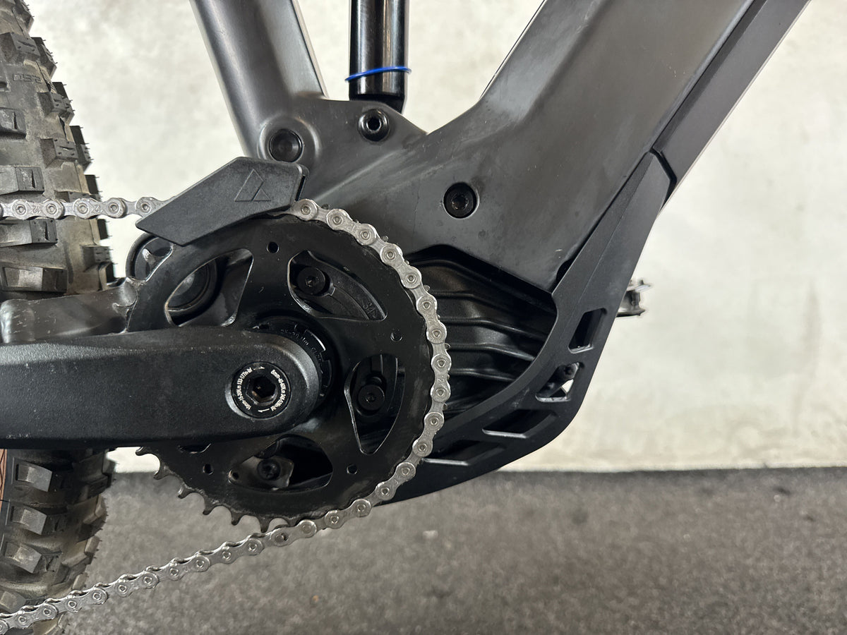 Bifoco — motor_rechts