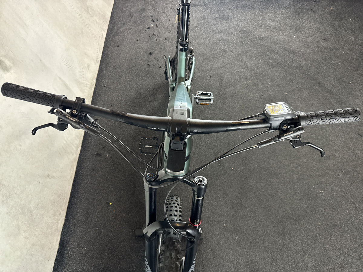 Bifoco — cockpit_von_vorne