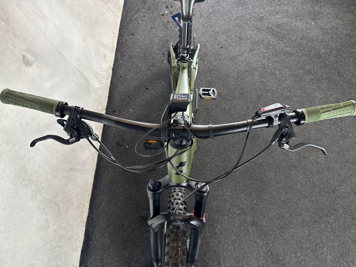 Bifoco — cockpit_von_vorne