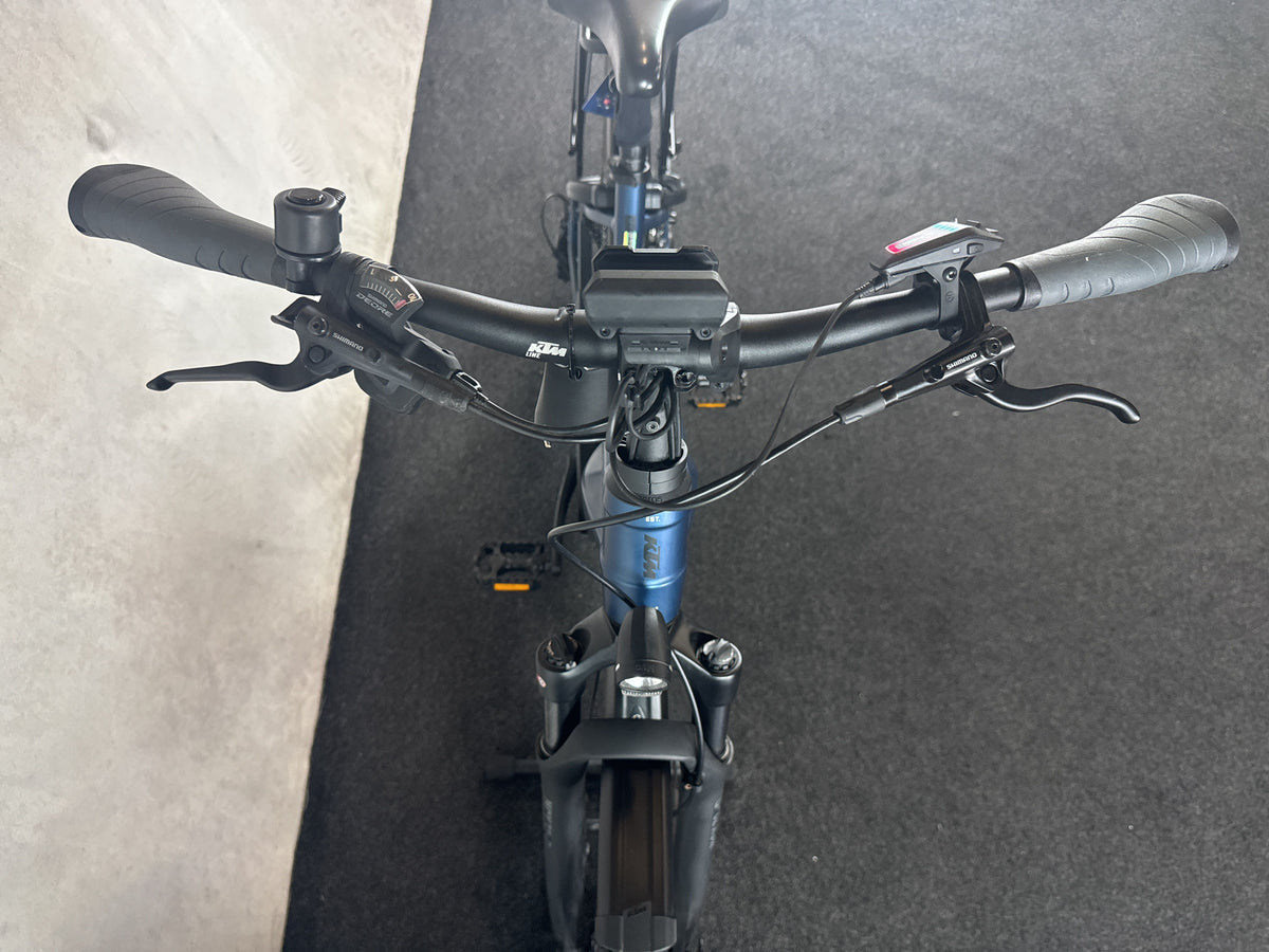 Bifoco — cockpit_von_vorne