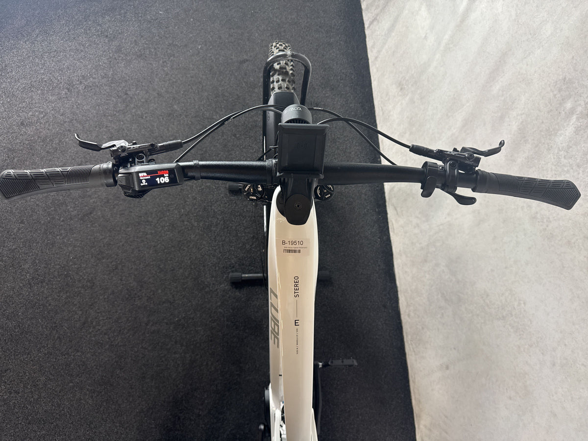 Bifoco — cockpit_fahrersicht