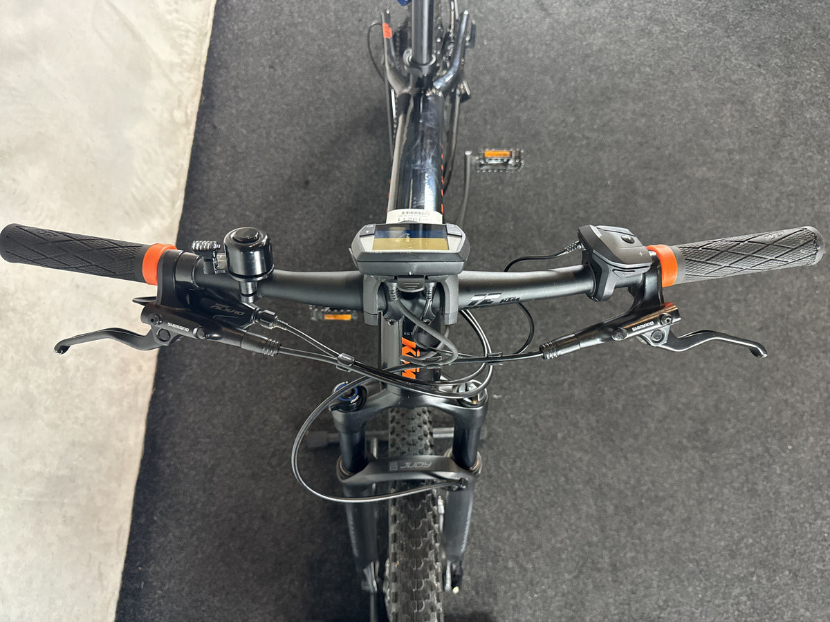 Bifoco — cockpit_von_vorne