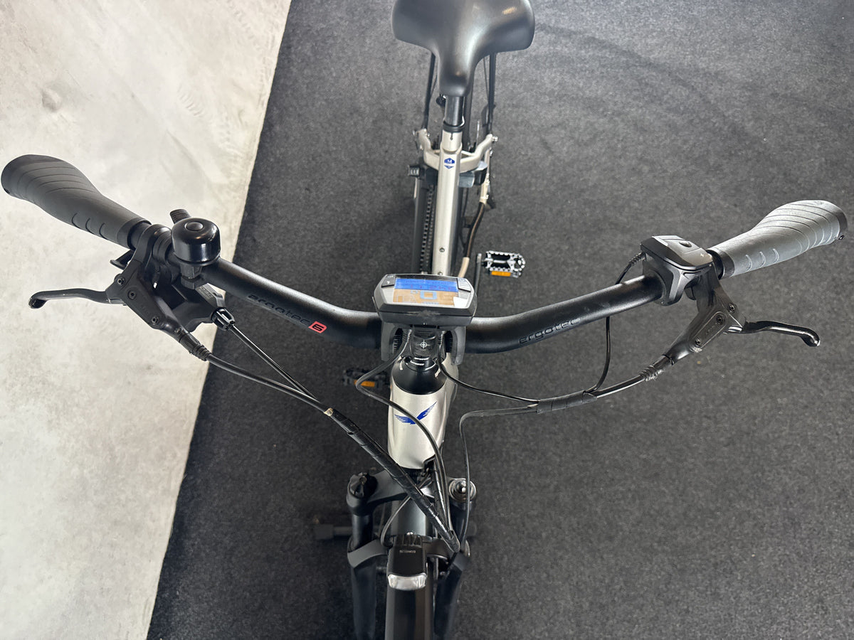 Bifoco — cockpit_von_vorne