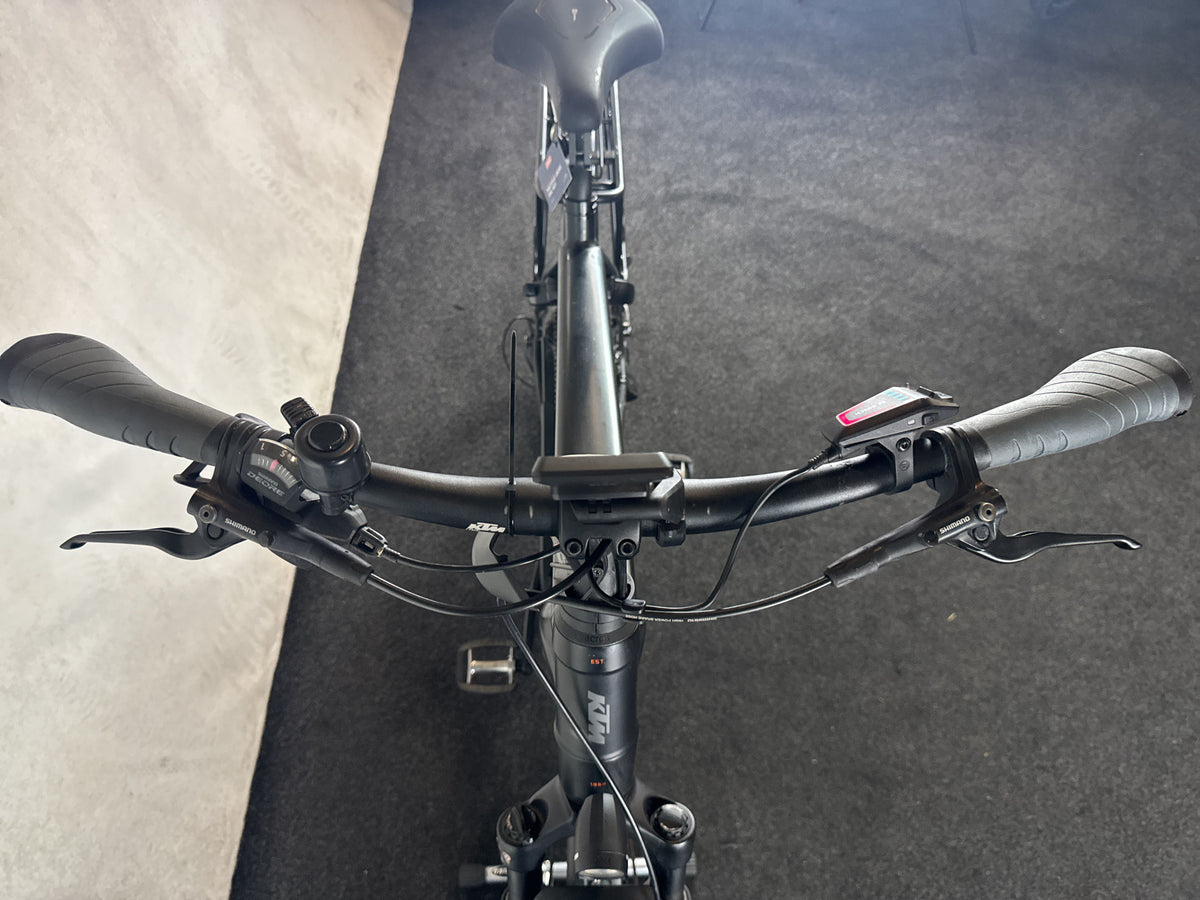Bifoco — cockpit_von_vorne