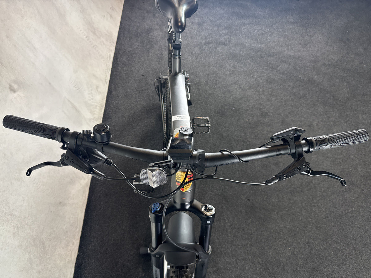 Bifoco — cockpit_von_vorne