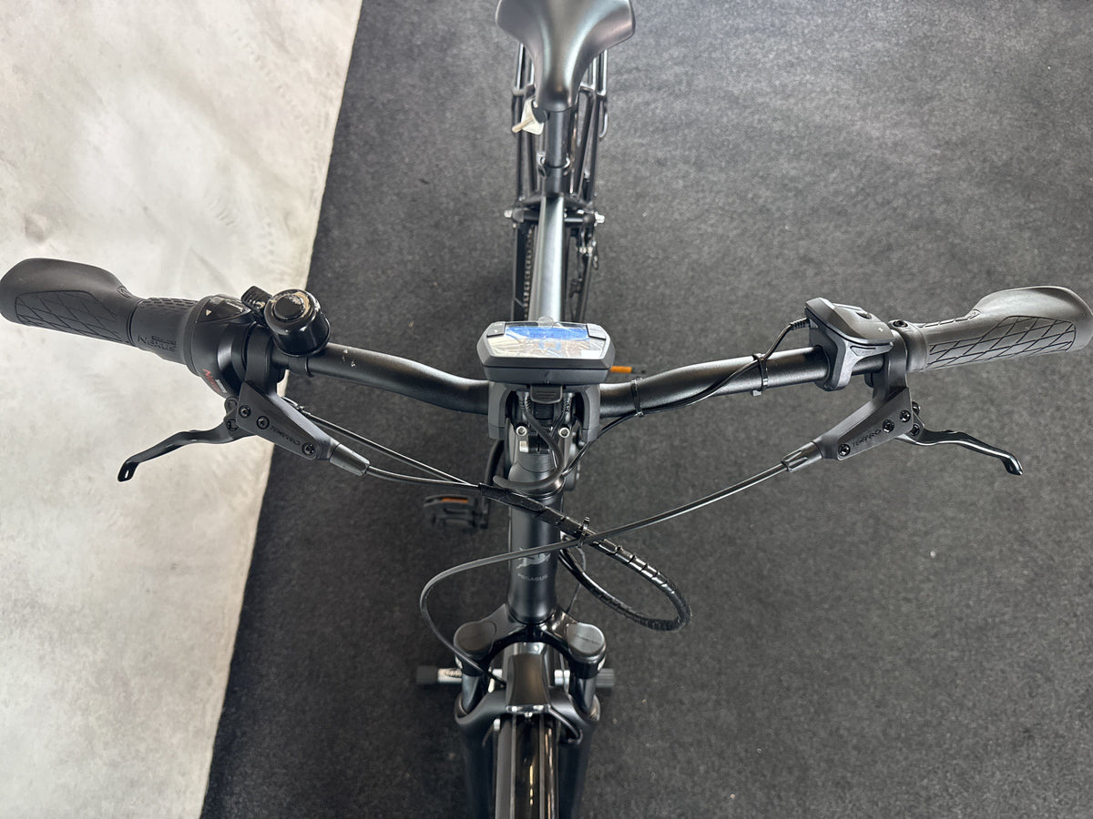 Bifoco — cockpit_von_vorne