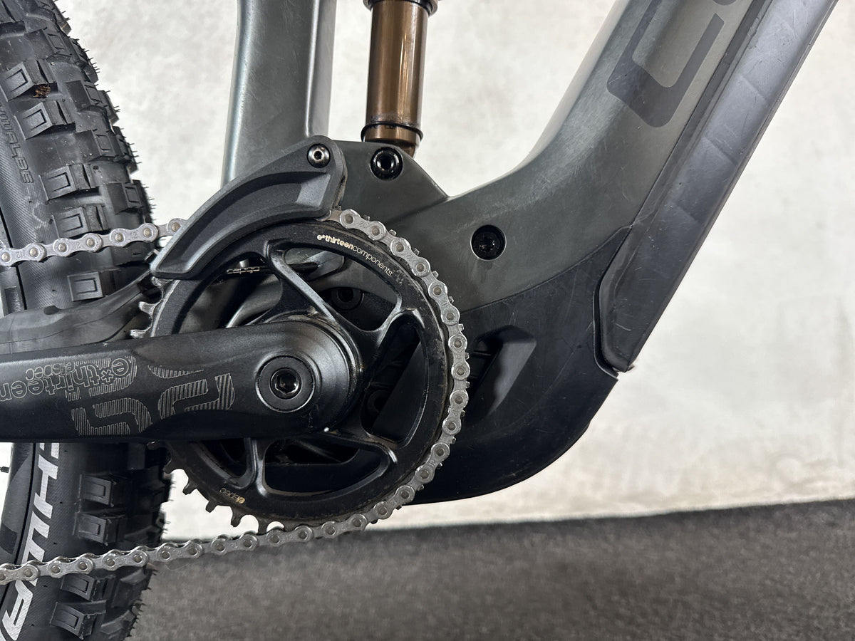 Bifoco — motor_rechts