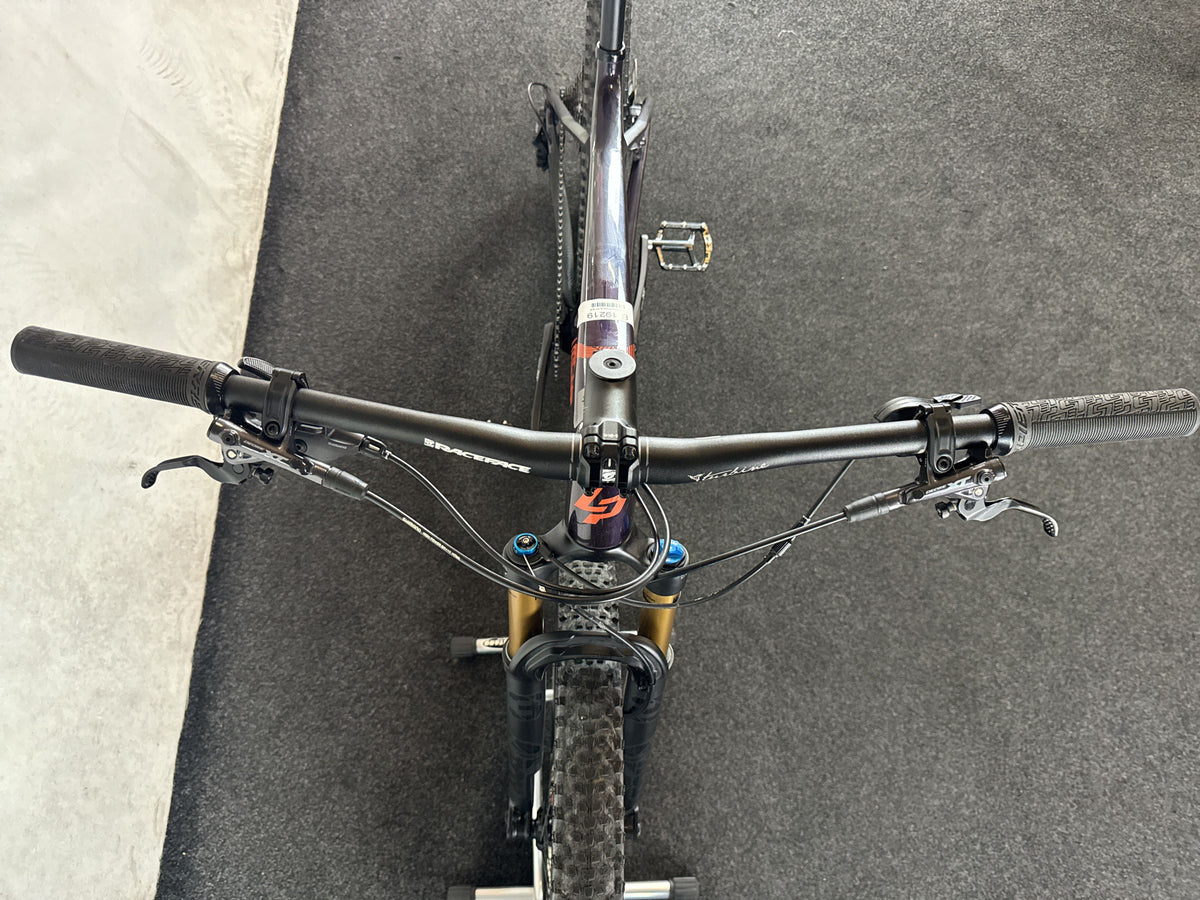 Bifoco — cockpit_von_vorne