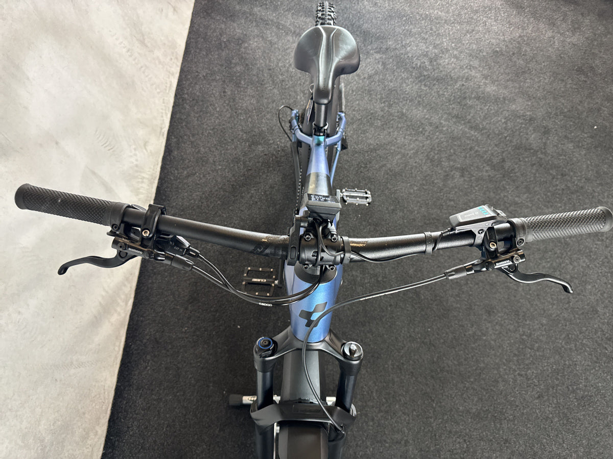 Bifoco — cockpit_von_vorne