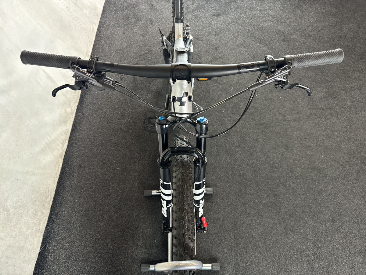 Bifoco — cockpit_von_vorne
