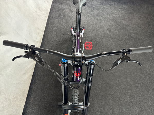 Mondraker Summum 29" T-L