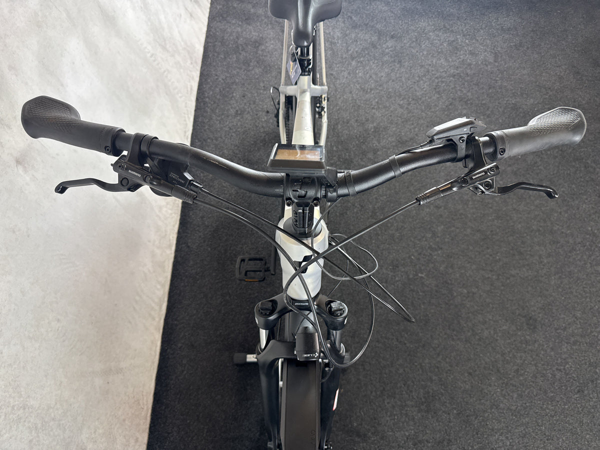Bifoco — cockpit_von_vorne