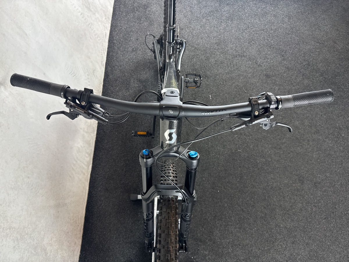 Bifoco — cockpit_von_vorne