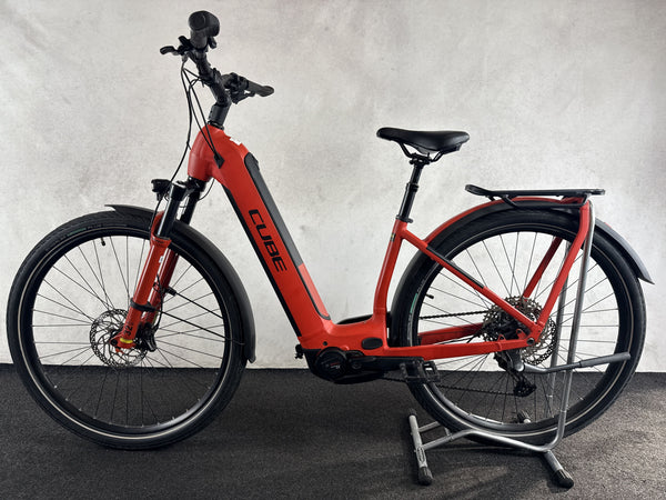 CUBE Kathmandu Hybrid EXC