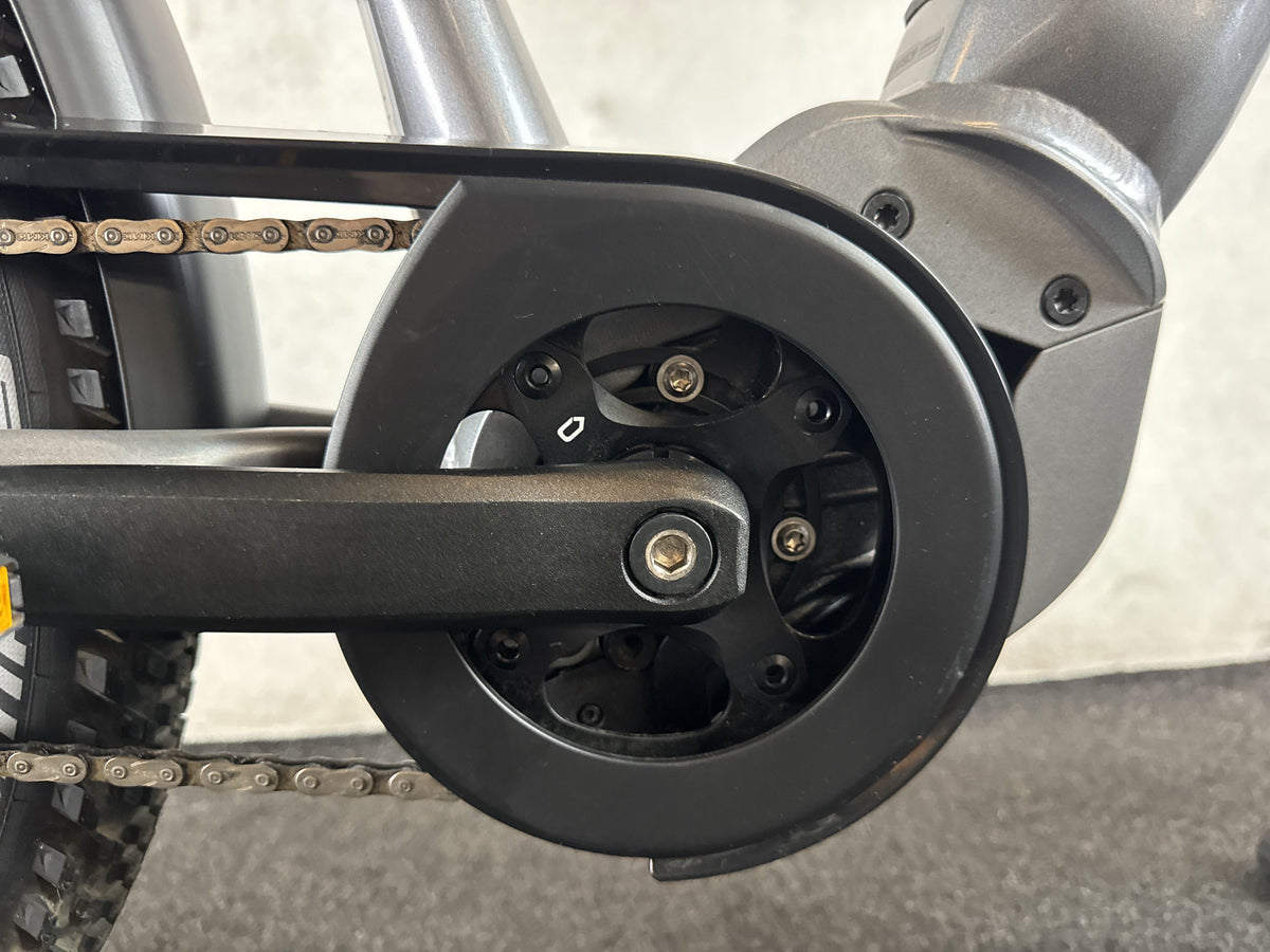 Bifoco — motor_rechts