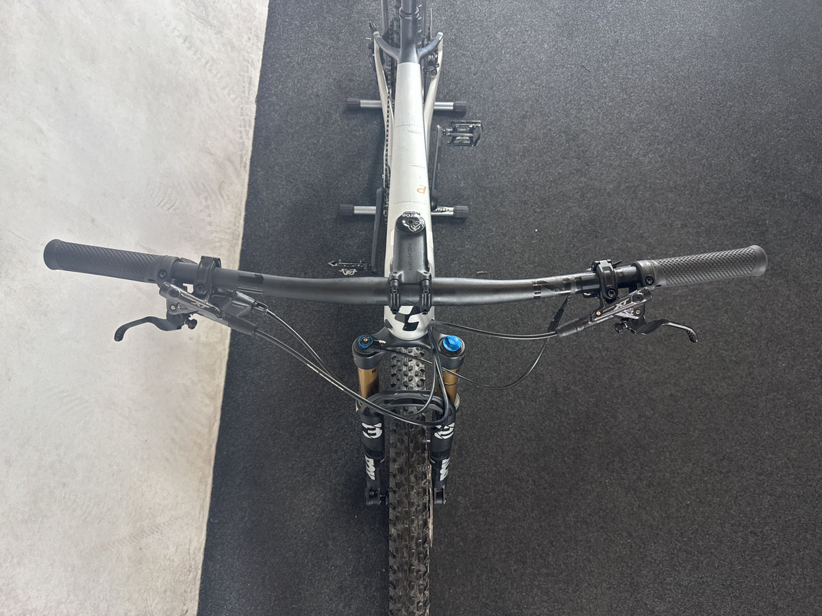 Bifoco — cockpit_von_vorne
