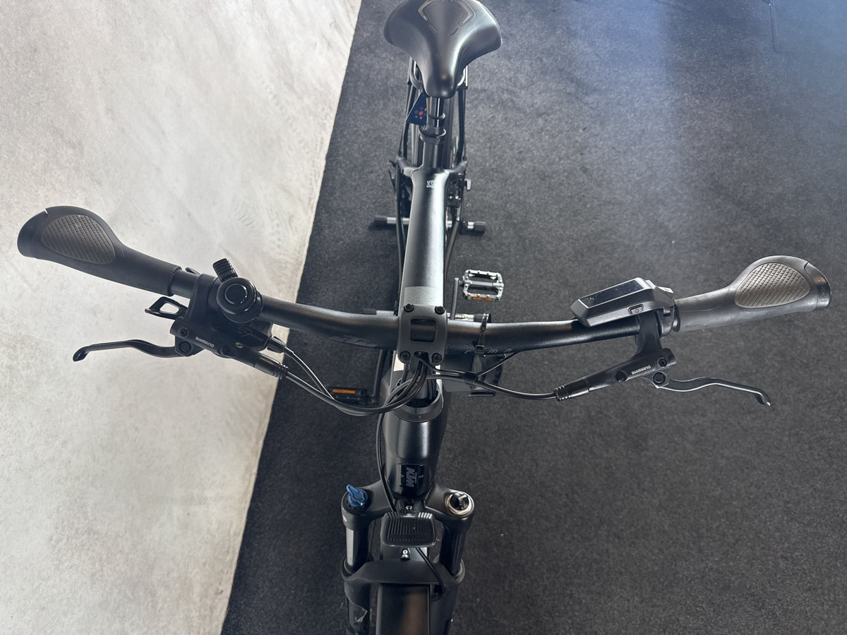 Bifoco — cockpit_von_vorne