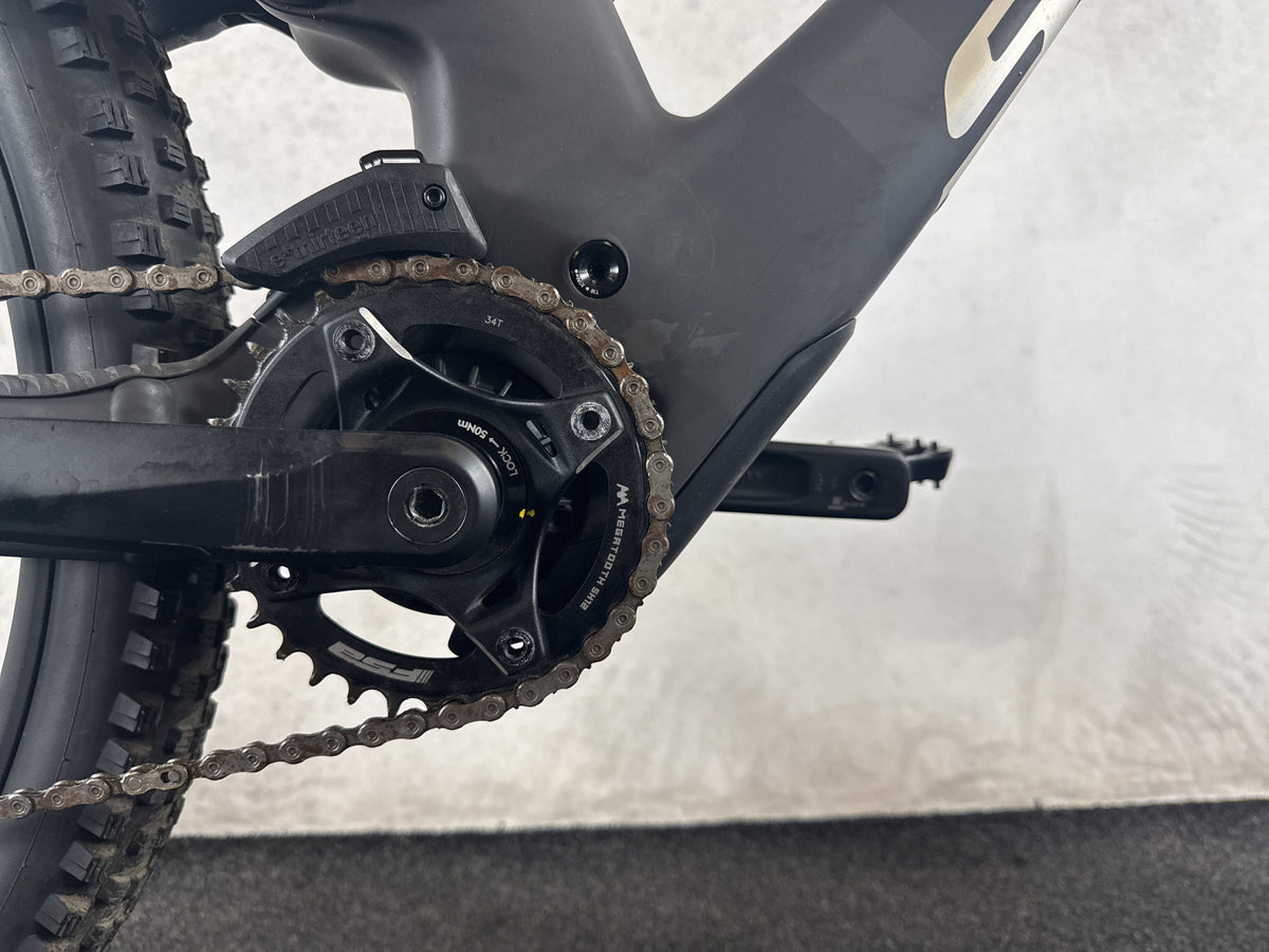 Bifoco — motor_rechts