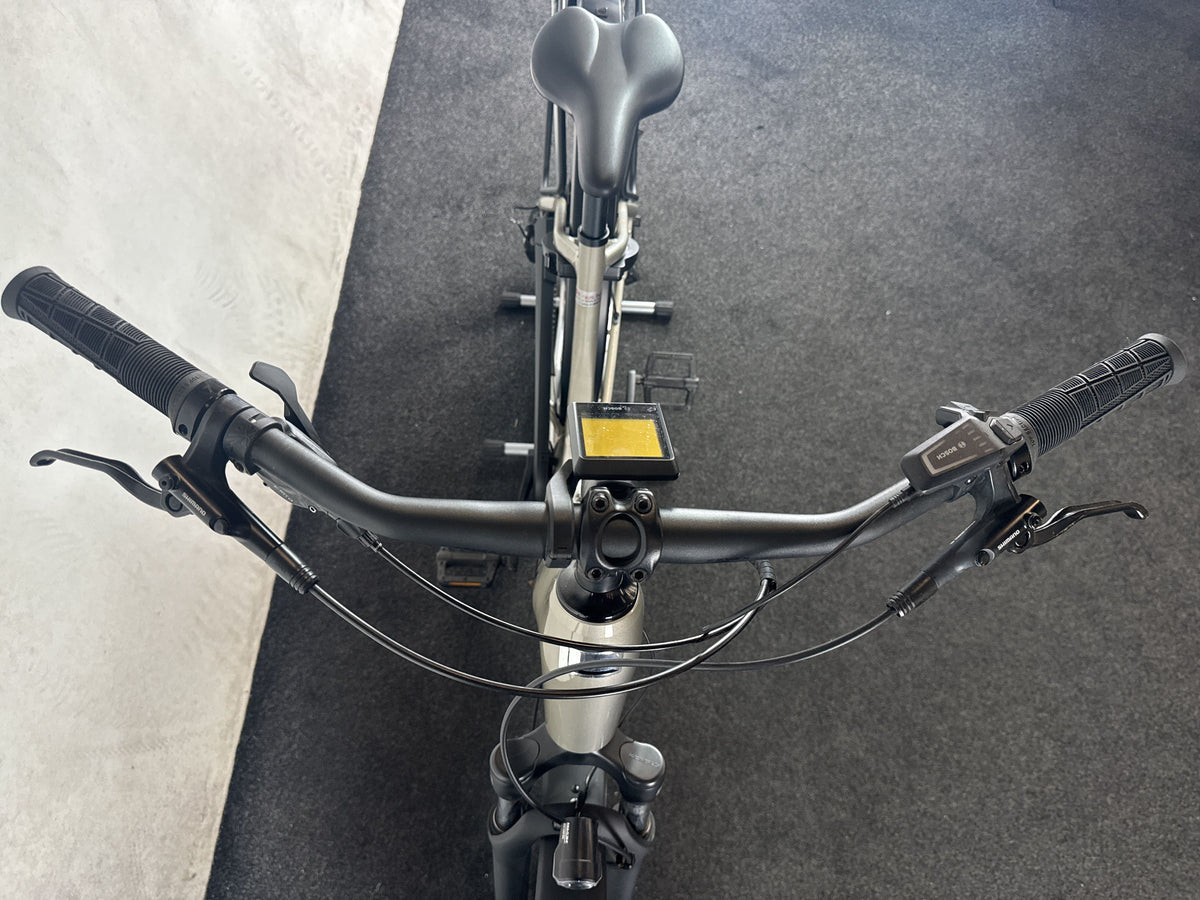 Bifoco — cockpit_von_vorne