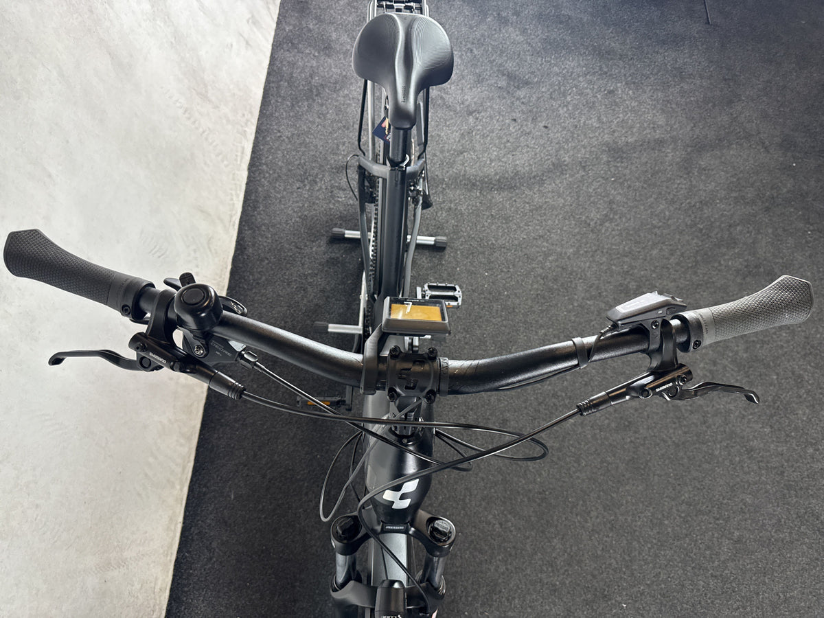 Bifoco — cockpit_von_vorne