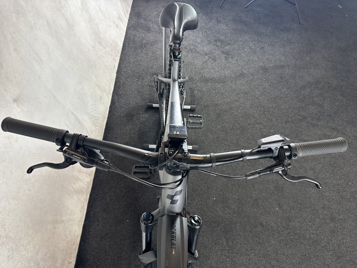 Bifoco — cockpit_von_vorne