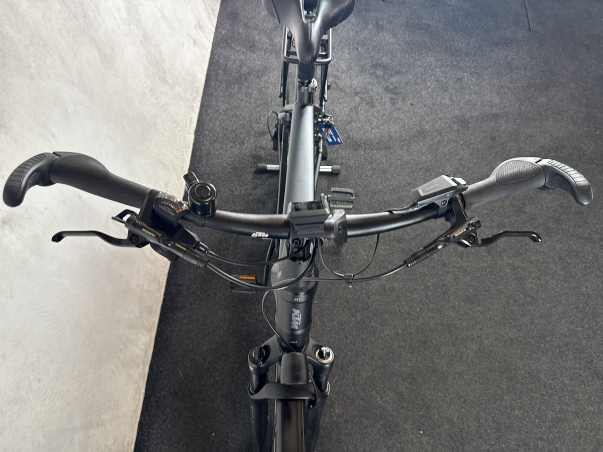 Bifoco — cockpit_von_vorne