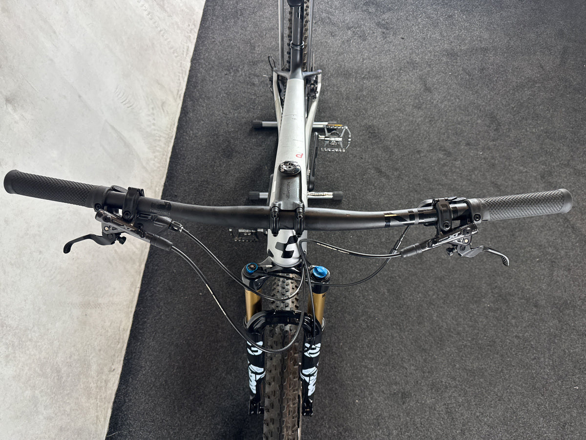 Bifoco — cockpit_von_vorne