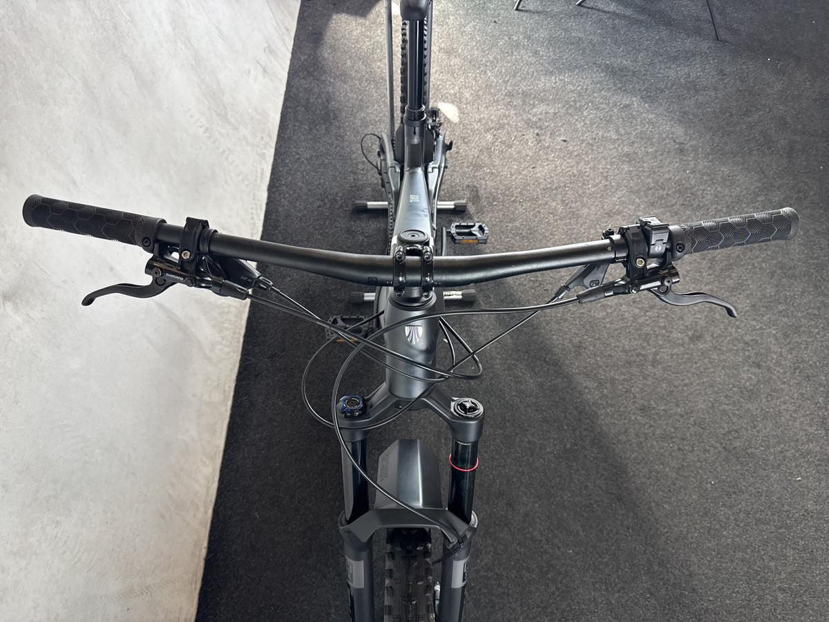 Bifoco — cockpit_von_vorne