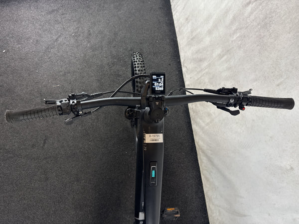 Conway Xyron S 7.9 Carbon