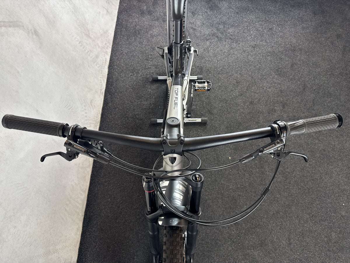 Bifoco — cockpit_von_vorne