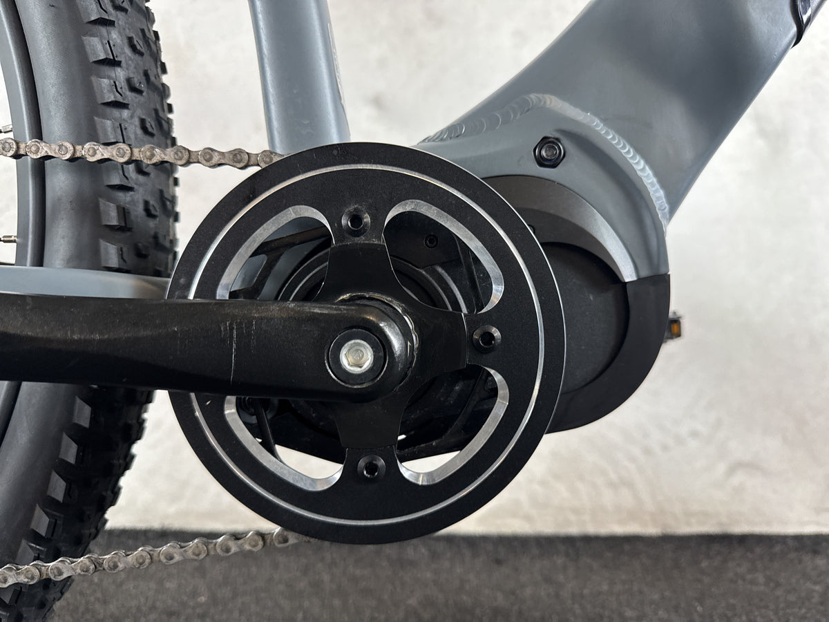 Bifoco — motor_rechts