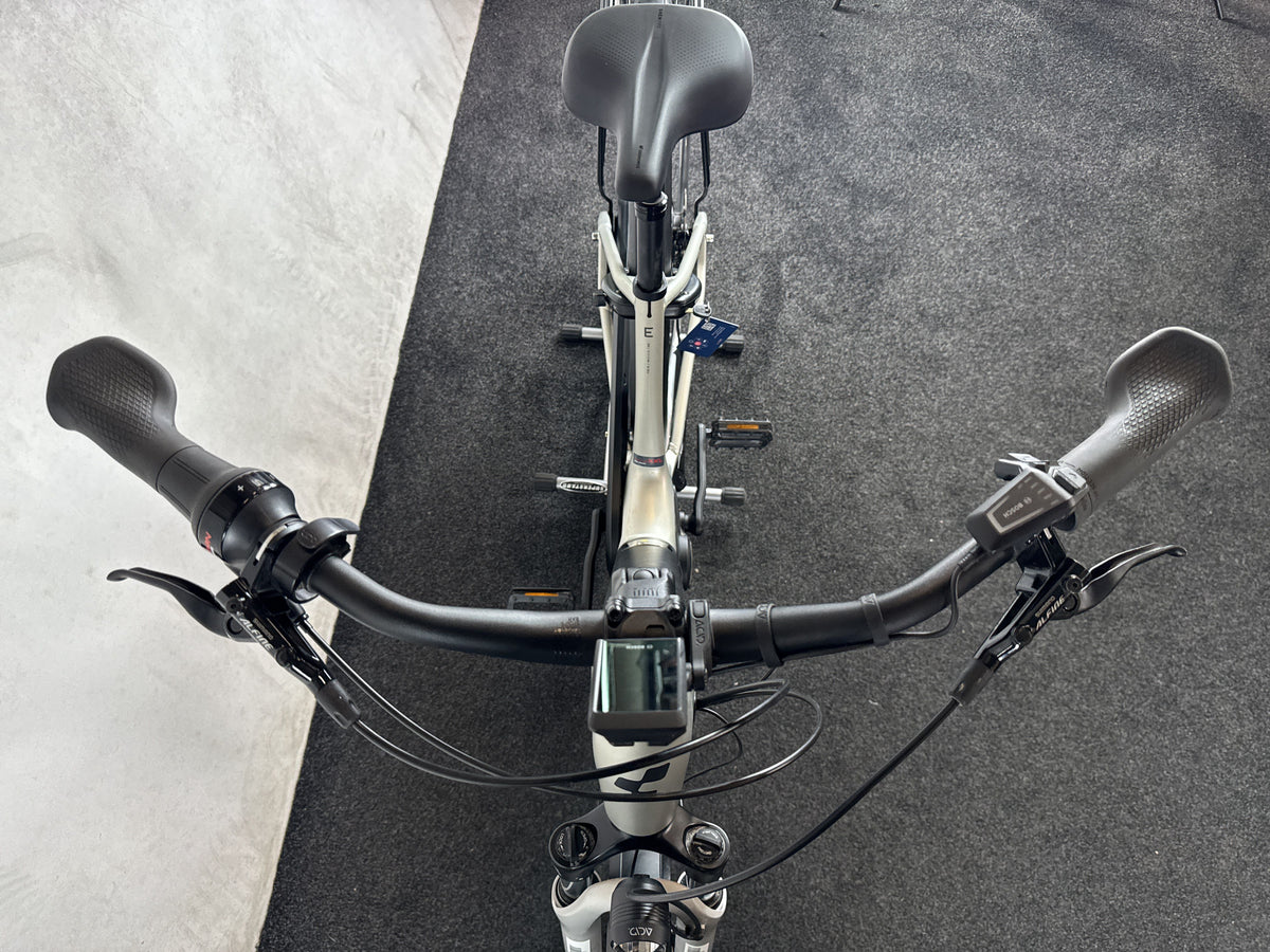 Bifoco — cockpit_von_vorne