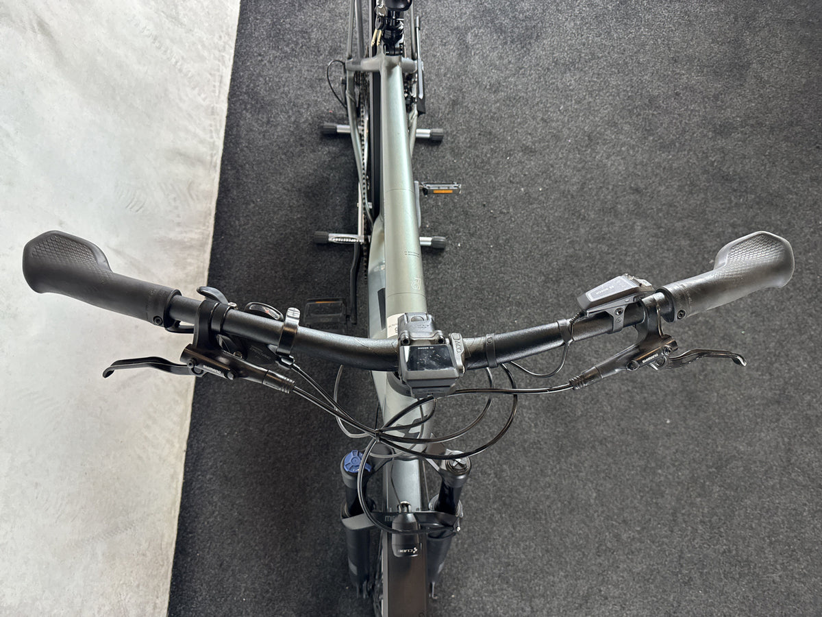 Bifoco — cockpit_von_vorne