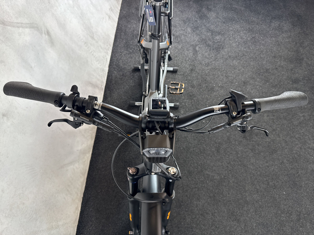 Bifoco — cockpit_von_vorne