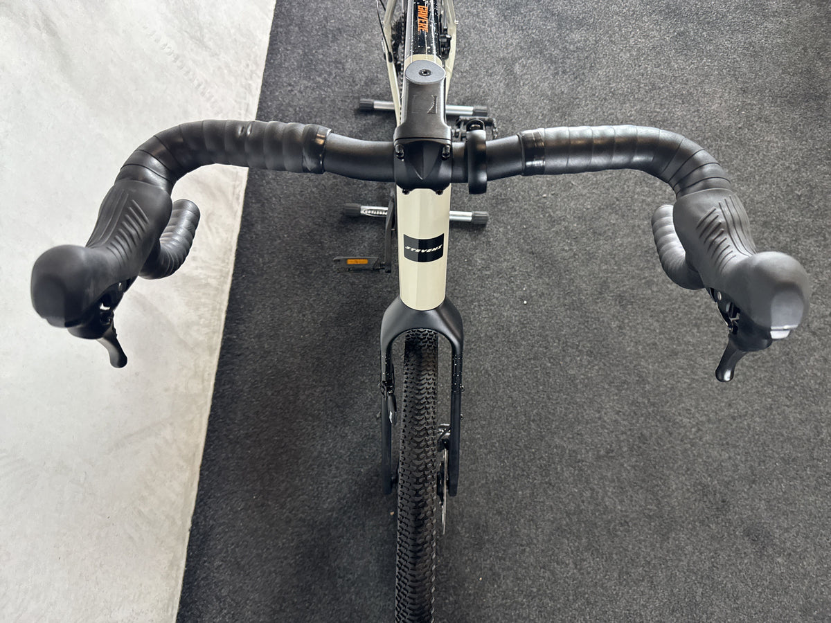 Bifoco — cockpit_von_vorne