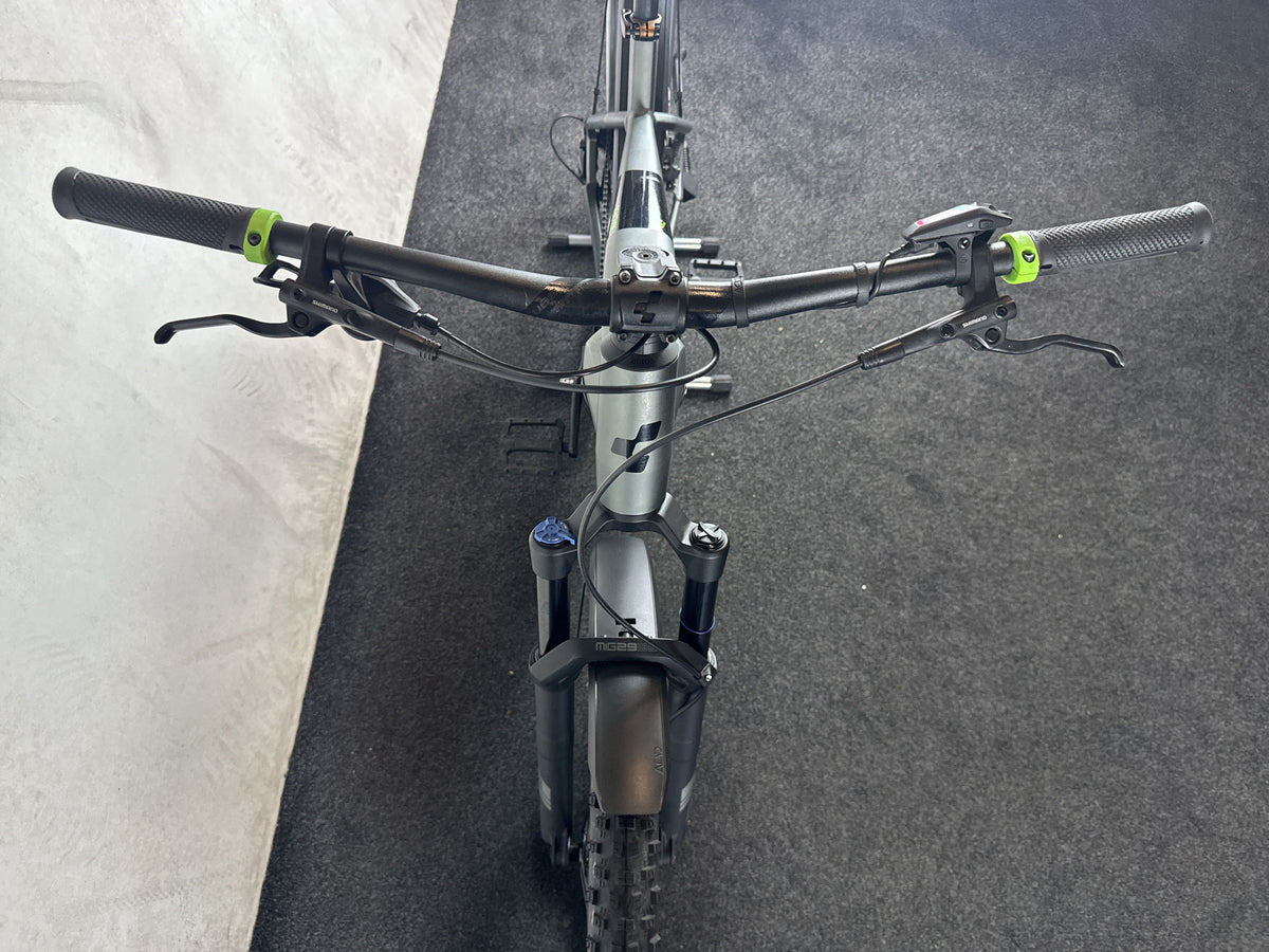 Bifoco — cockpit_von_vorne