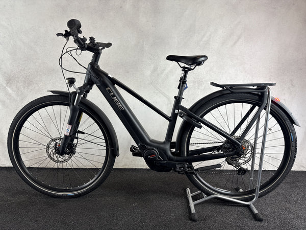 CUBE Touring Hybrid Pro 625